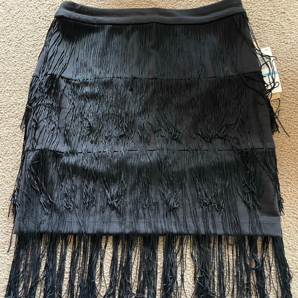 Black skirt with fringes